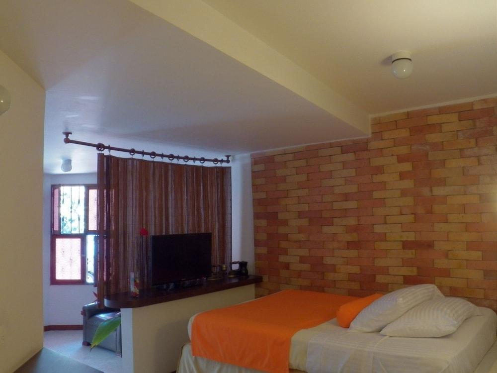 Casa Santa Monica Norte 3* Cali